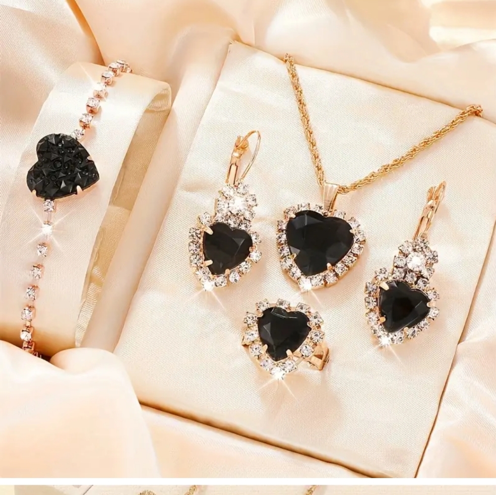 Designer Necklace, Earrings, Bracelet) NEW